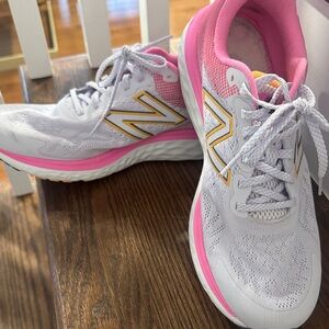 New Balance Women's Fresh Foam White and Pink Athletic Shoes